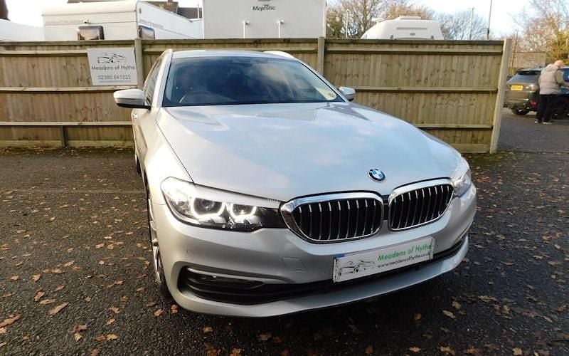 Used 2019 BMW 520 Comfort Edition Estate | £14,350 (Super price) - Image 1/4