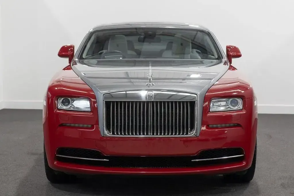 Used Rolls Royce Wraith 632 HP (464 kW) 2014 Red/silver Coupe