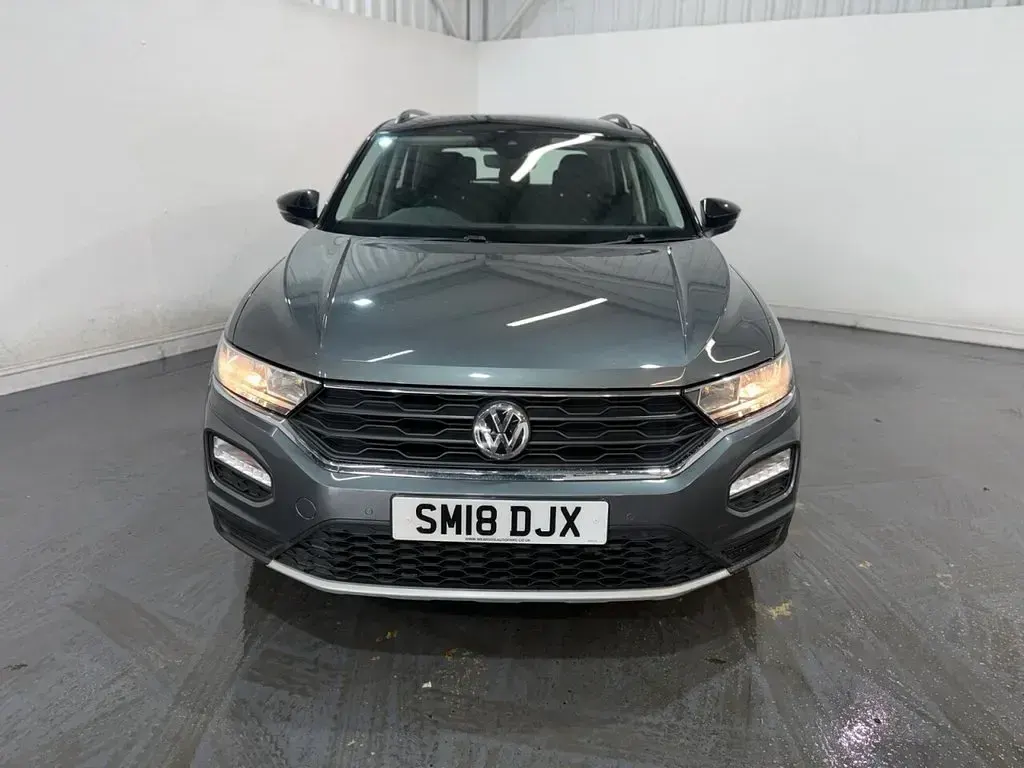 Used VW T-Roc SE 150 HP (110 kW) 2018 Grey SUV