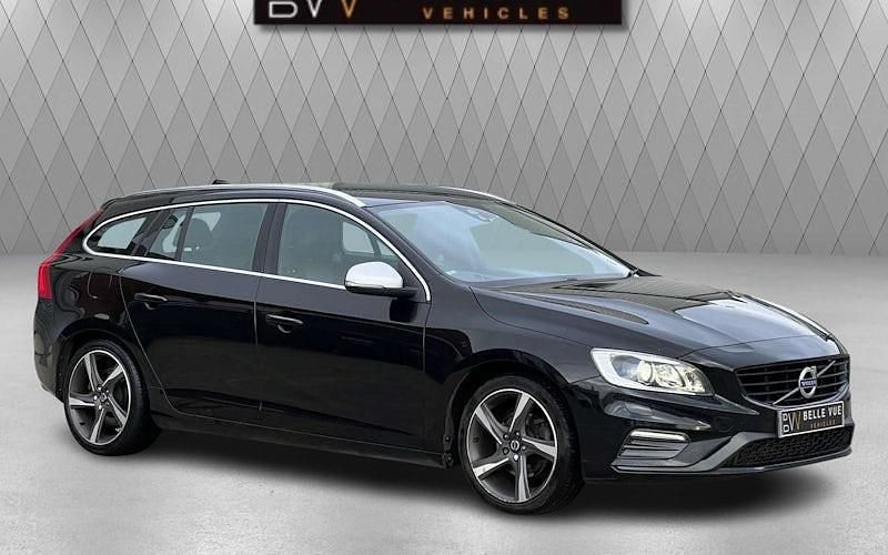 Used Volvo V60 R-Design 190 HP (139 kW) 2015 Estate