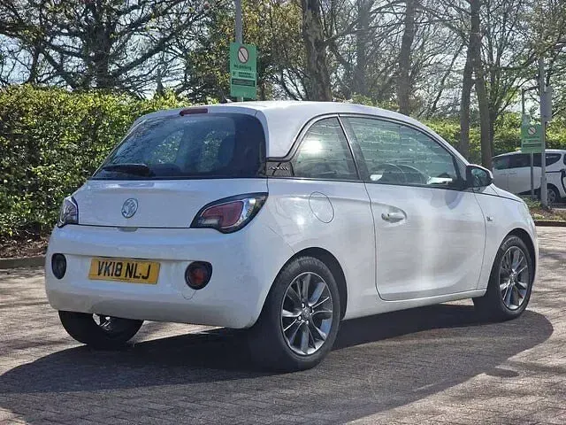 Used Vauxhall Adam Unlimited 87 HP (63 kW) 2018 White Hatchback
