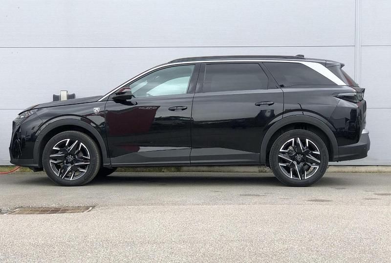 Used Peugeot 5008 GTi 134 HP (98 kW) 2025 Black SUV