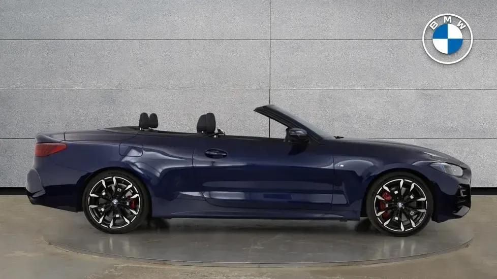 Used BMW 420 M Sport 181 HP (133 kW) 2026 Blue Cabriolet