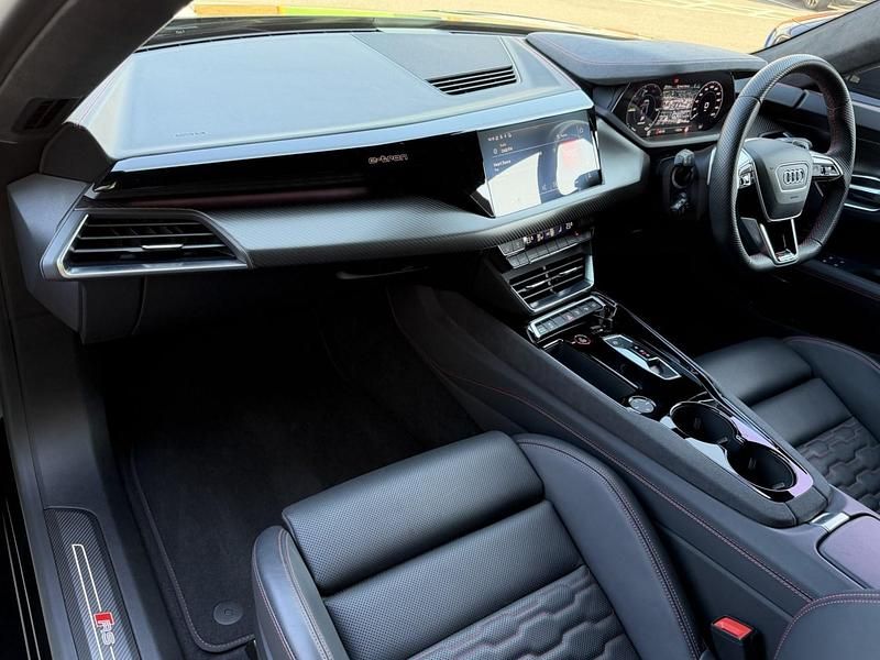 Used Audi e-tron GT quattro Premium 475 kW (646 HP) 2022 Black Sedan