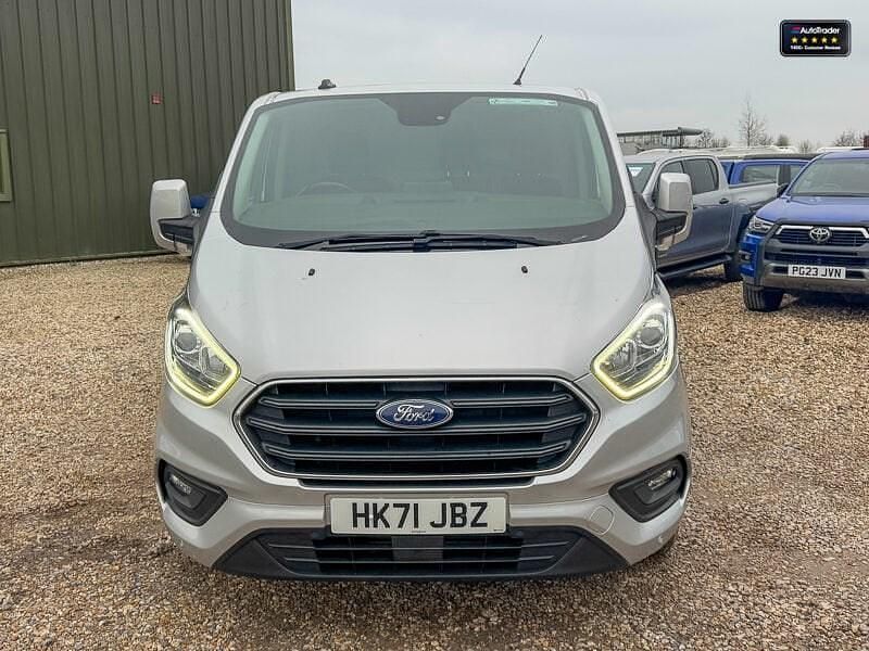 Used Ford Transit Custom Limited 130 HP (95 kW) 2021 Silver Van