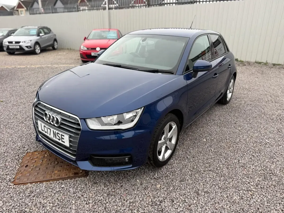 Used Audi A1 Sportback Sport 125 HP (91 kW) 2017 Blue Hatchback