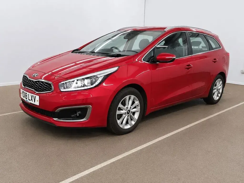 Used Kia Ceed 136 HP (100 kW) 2018 Red Hatchback