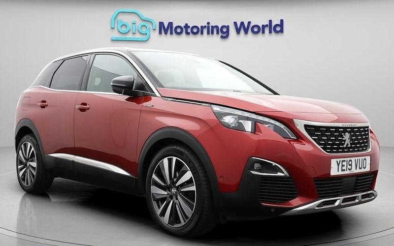 Red Used 2019 Peugeot 3008 Premium Hatchback | £13,600 (Fair price) - Image 1/4