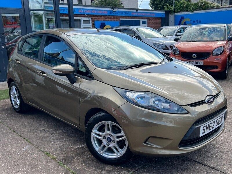 Brown Used 2012 Ford Fiesta Hatchback | £3,280 (Fair price) - Image 1/4