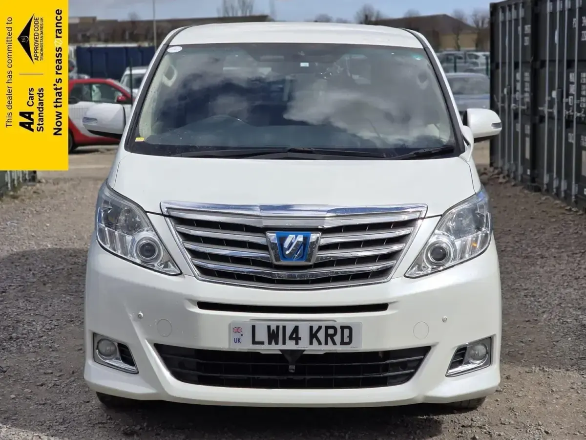 Usado Toyota Alphard 2014 Branco Monovolume