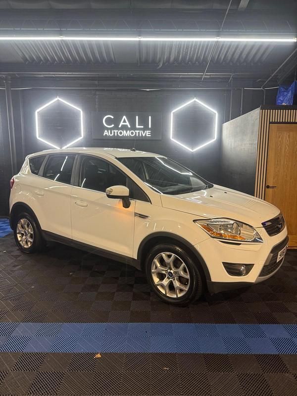 Used Ford Kuga Zetec 2011 White SUV