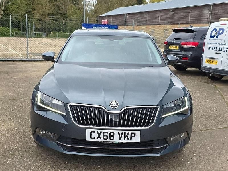 Used Skoda Superb SE L Executive 150 HP (110 kW) 2018 Grey Hatchback