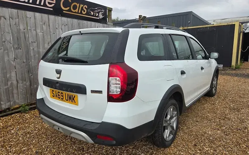 Usado Dacia Logan MCV Comfort 95 HP (69 kW) 2019 Branco Carrinha