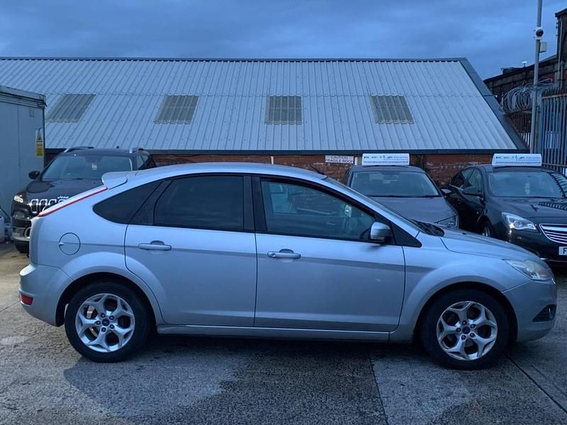 Used Ford Focus Sport 2011 Silver Hatchback