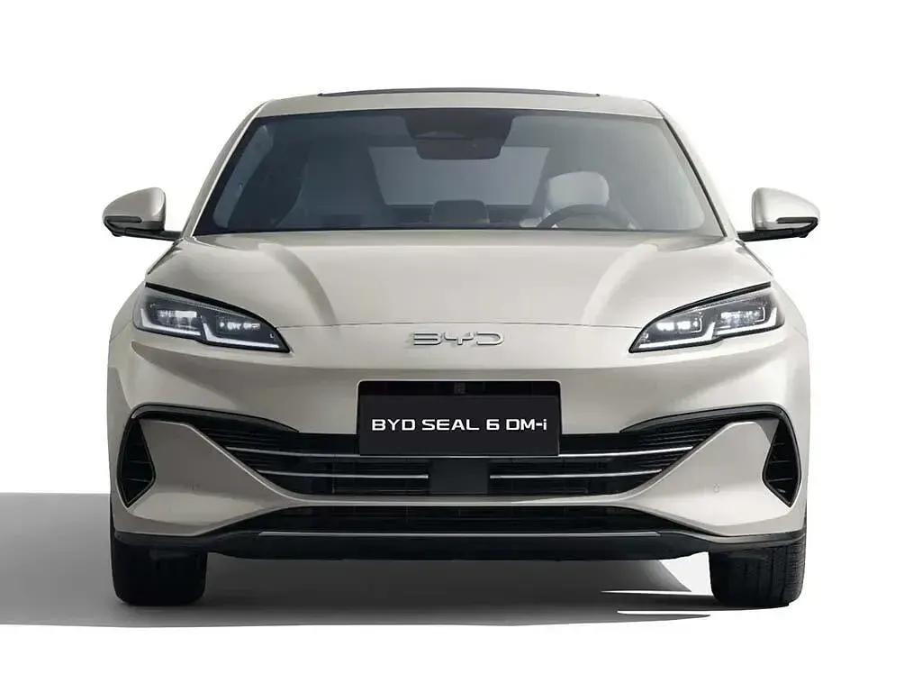 New BYD Seal Boost 2026 Sandstone