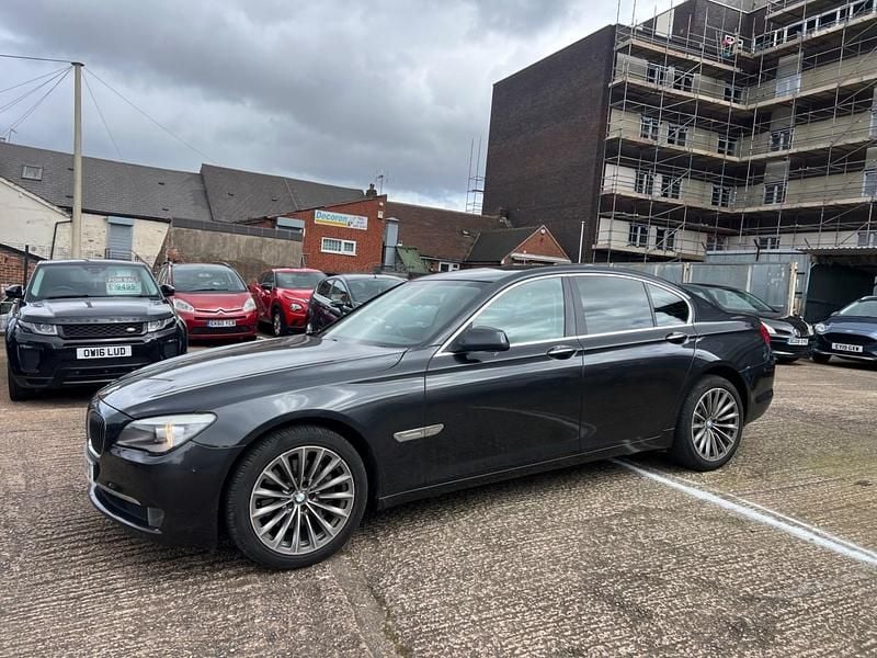 Begagnad BMW 730 2012 Grå Sedan