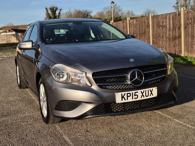 Grey Used 2015 Mercedes A180 SE Hatchback | £9,000 (Good price) - Image 1/4