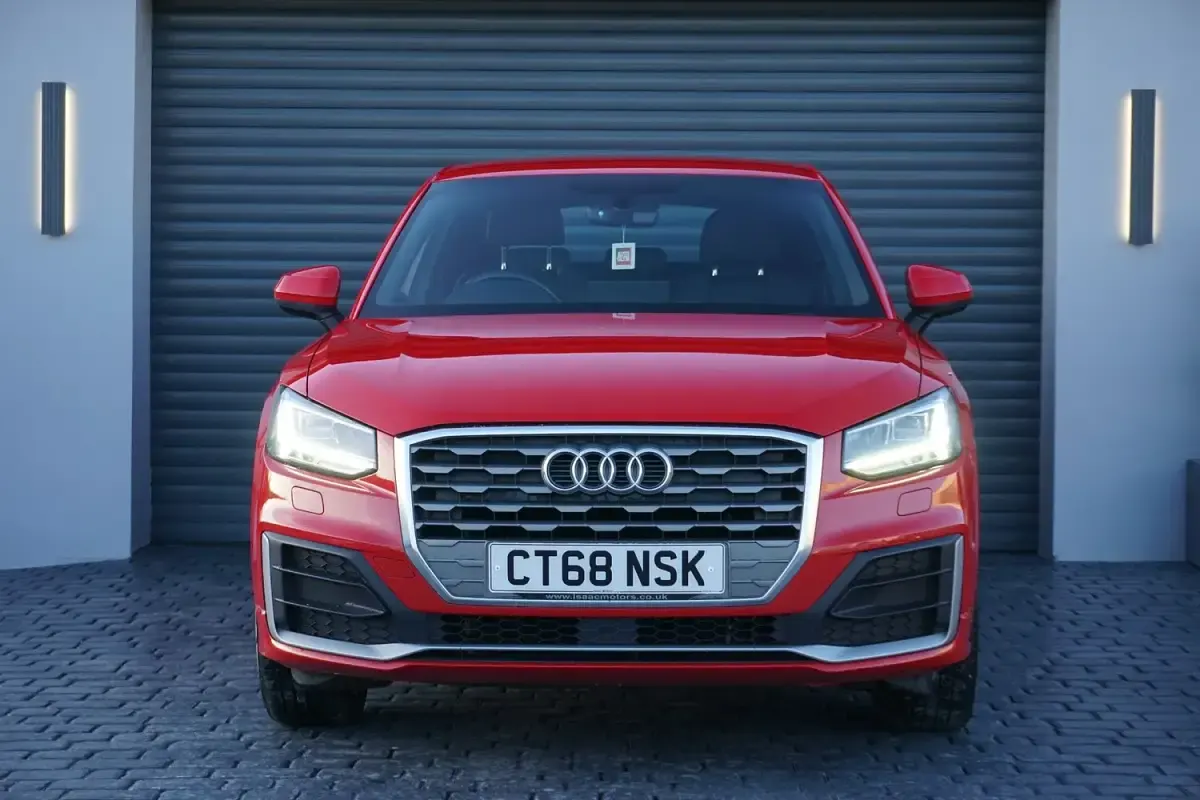 Used Audi Q2 S-Line 116 HP (85 kW) 2019 Red SUV