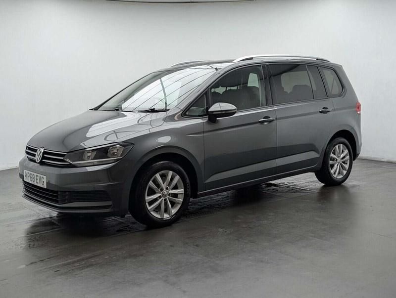 Used VW Touran Family 116 HP (85 kW) 2018 Grey MPV