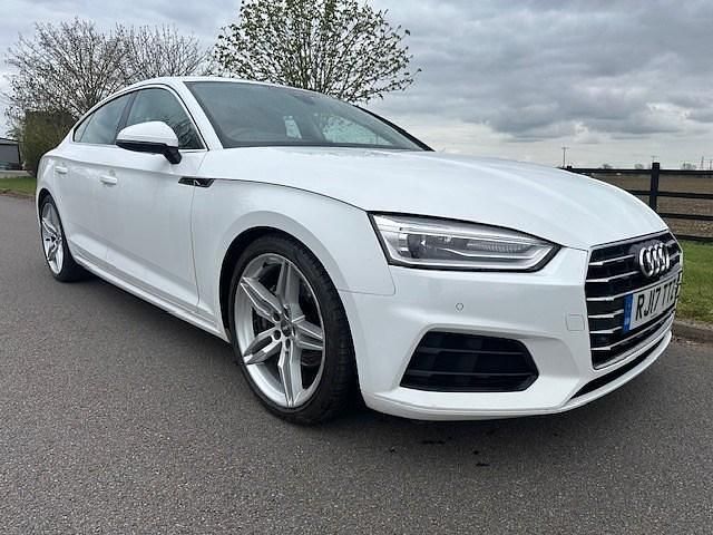 Used Audi A5 190 HP (139 kW) 2017 White Coupe