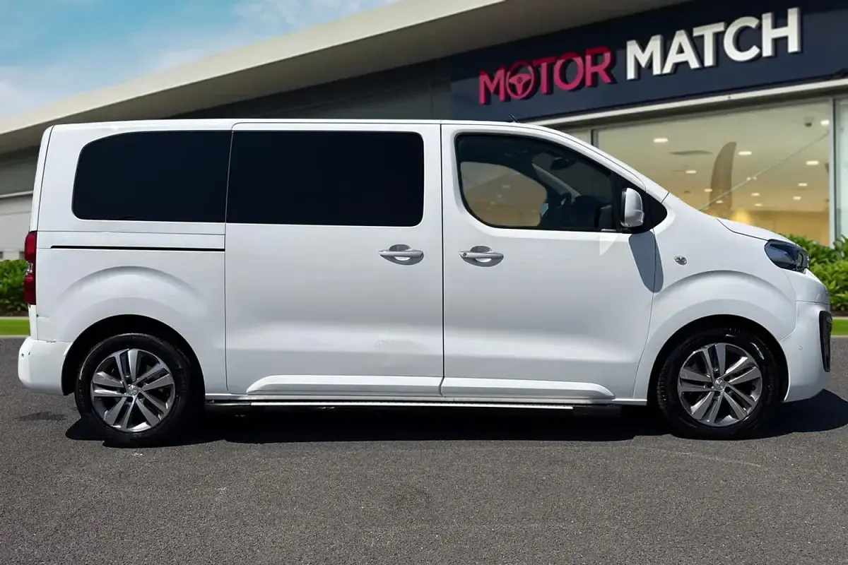Used Peugeot Traveller Allure 2020 White MPV