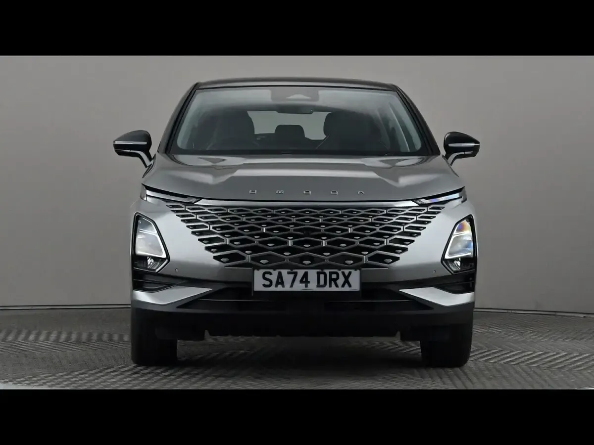 Used Omoda 5 2024 Silver/black SUV