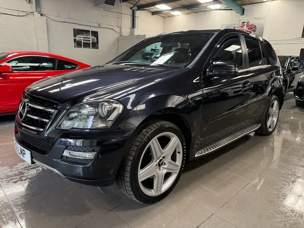 Used Mercedes ML300 Edition 2011 Black SUV