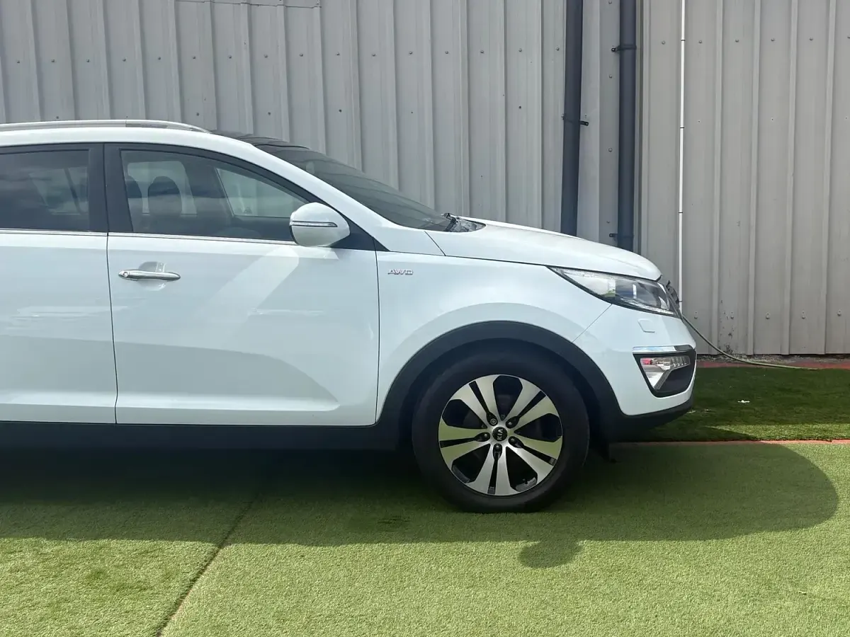 Used Kia Sportage 134 HP (98 kW) 2013 White SUV