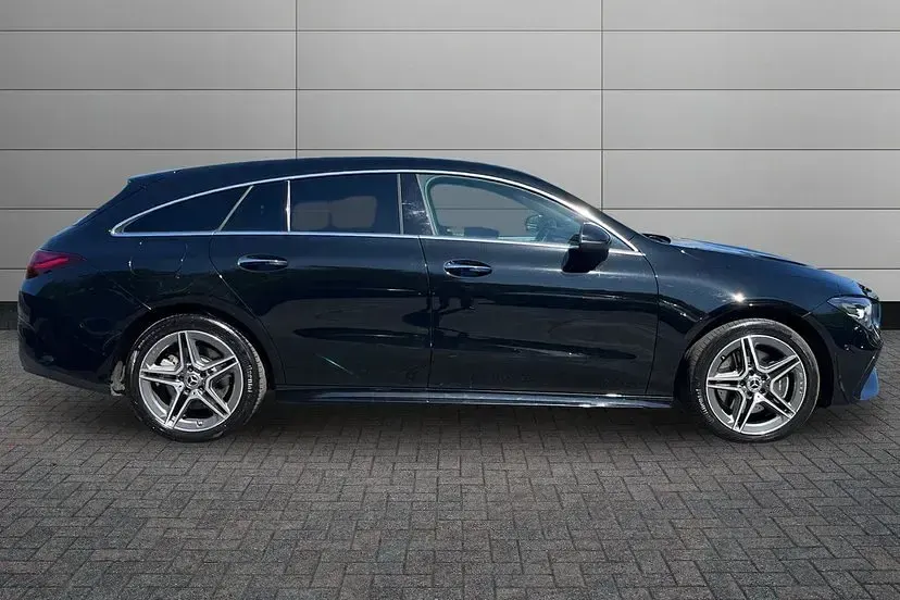 Used Mercedes E250 Executive 215 HP (158 kW) 2025 Cosmos black Estate