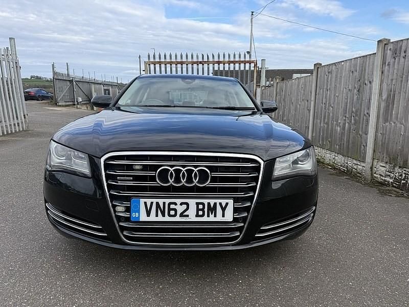 Used Audi A8 Advanced 247 HP (181 kW) 2012 Black Sedan