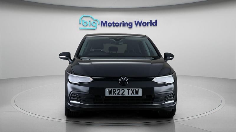 Second-hand VW Golf VIII Active 128 CP (94 kW) 2022