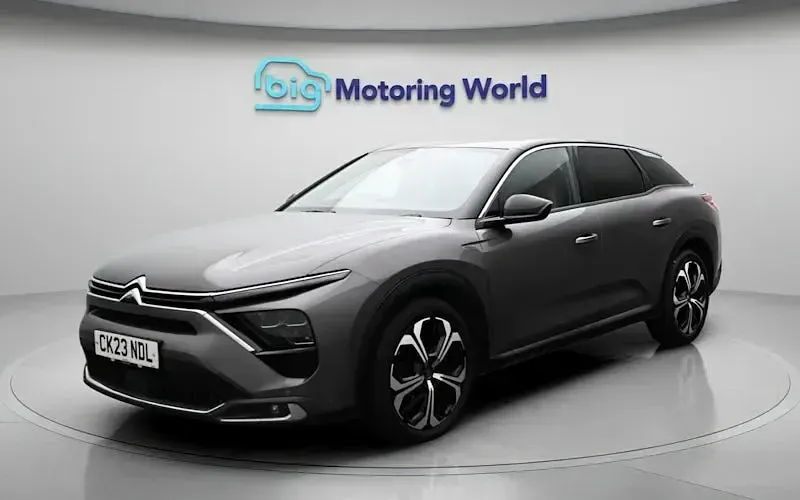Begagnad Citroën C5 X PureTech 131 HK (96 kW) 2023 Grå Kombi