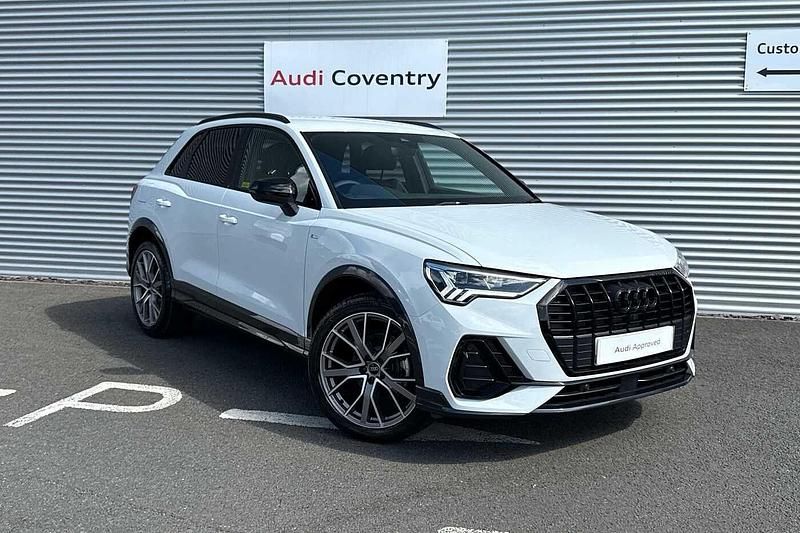 Used Audi Q3 Black Edition 150 HP (110 kW) 2025 Glacier white metallic SUV