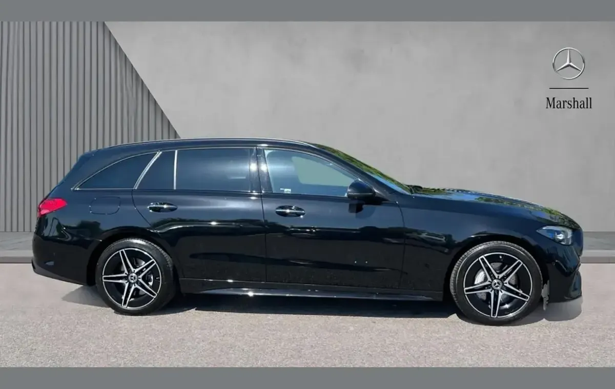 Used Mercedes C300 AMG Line Premium Plus 308 HP (226 kW) 2026 Black Estate
