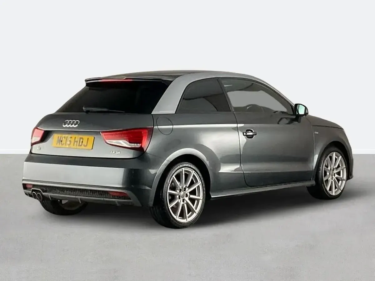 Begagnad Audi A1 S-Line 125 HK (91 kW) 2015 Grå Halvkombi