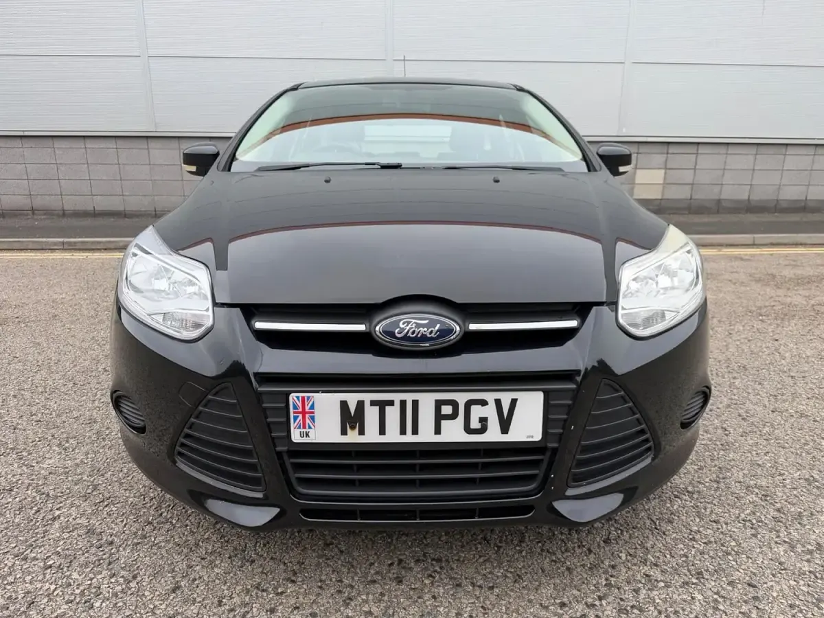 Used Ford Focus 103 HP (75 kW) 2011 Black Hatchback