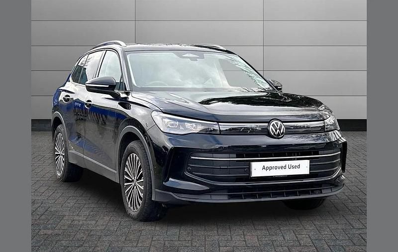 Used VW Tiguan Match 147 HP (108 kW) 2025 Black SUV