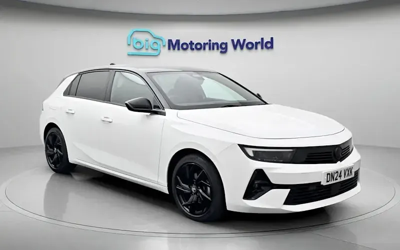 Used Vauxhall Astra 131 HP (96 kW) 2026 Hatchback