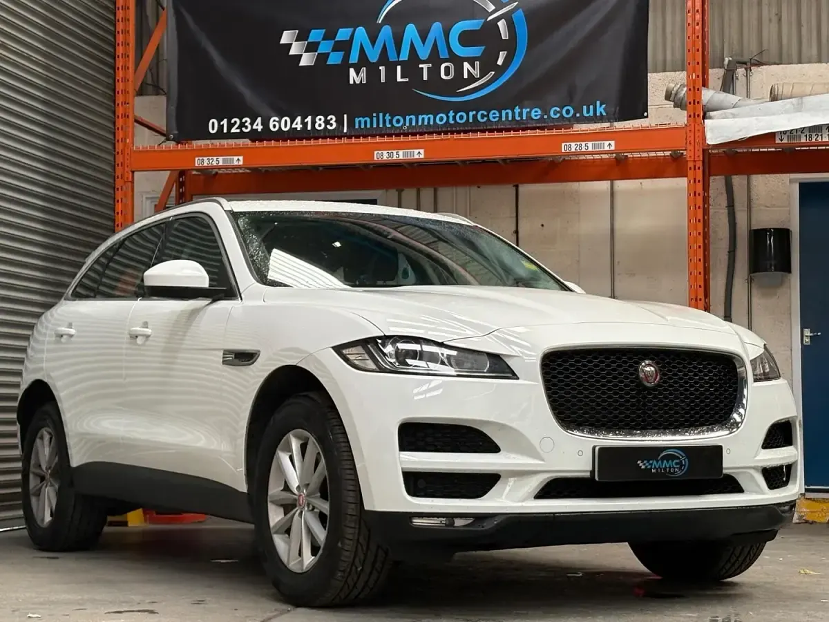 Used Jaguar F-Pace Prestige 2019 White SUV