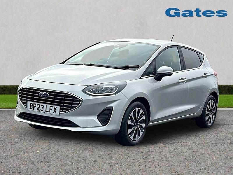 Used Ford Fiesta Titanium 125 HP (91 kW) 2023 Silver Hatchback