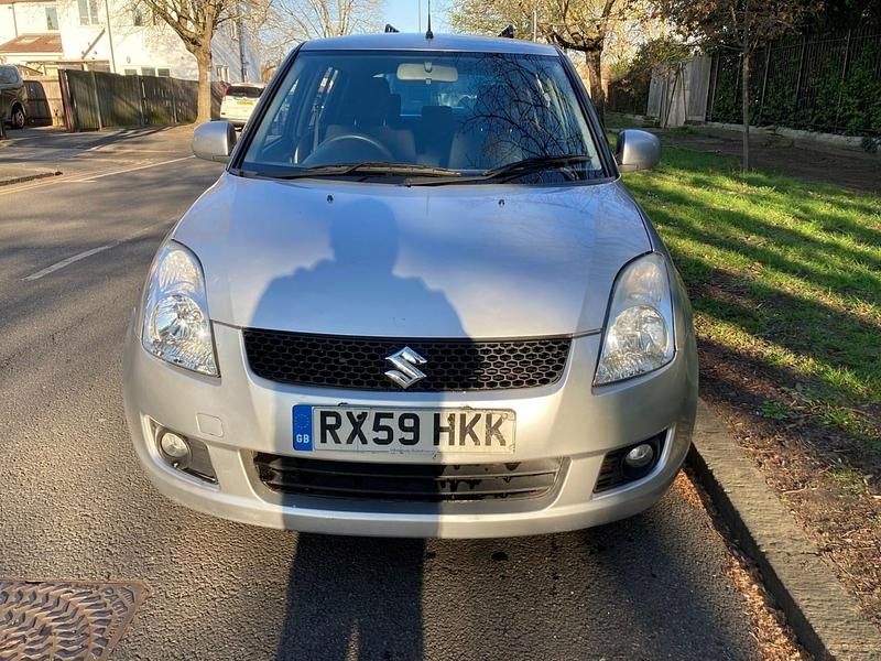 Used Suzuki Swift GLX 101 HP (74 kW) 2009 Silver Hatchback