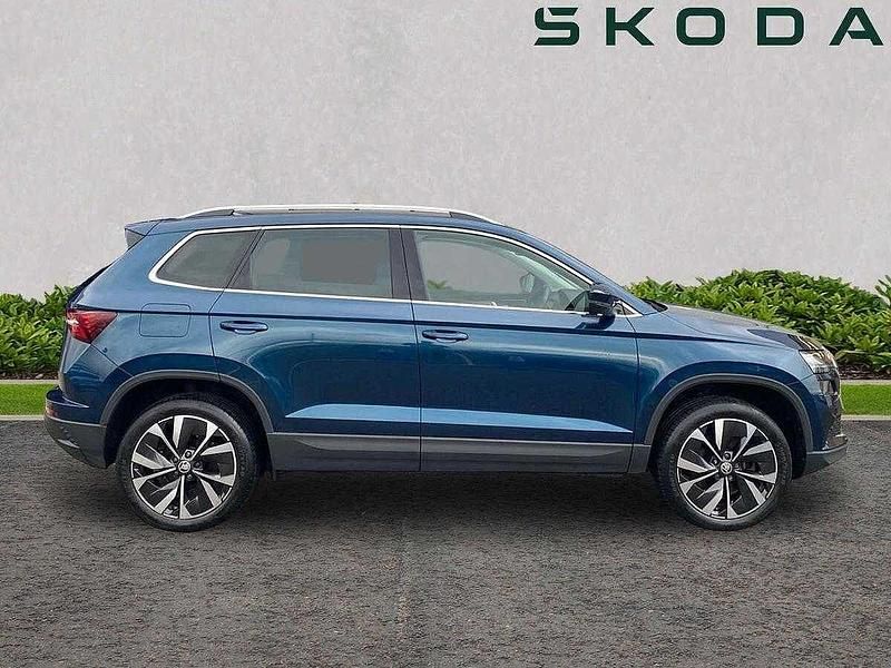 Used Skoda Karoq SE L 110 HP (80 kW) 2023 Petrol blue metallic SUV