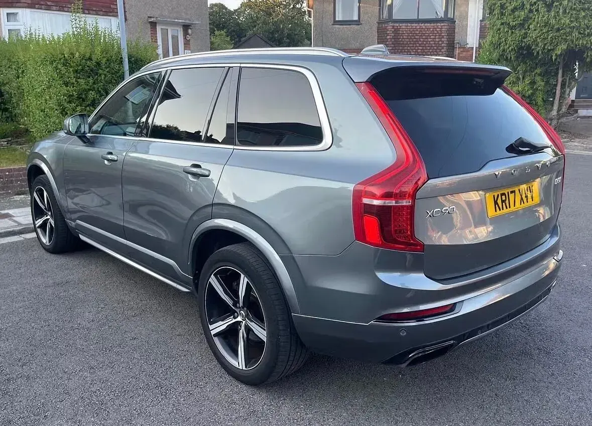 Used Volvo XC90 R-Design 2017 Grey SUV