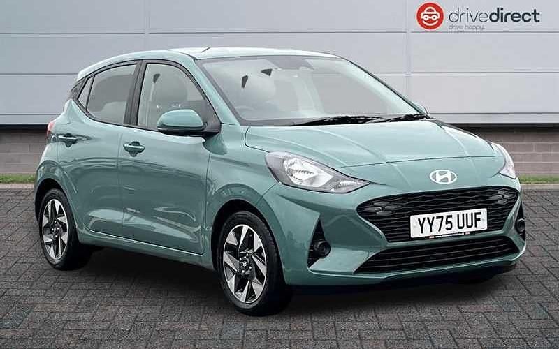 Used Hyundai i10 Advanced 63 HP (46 kW) 2025 Green Hatchback