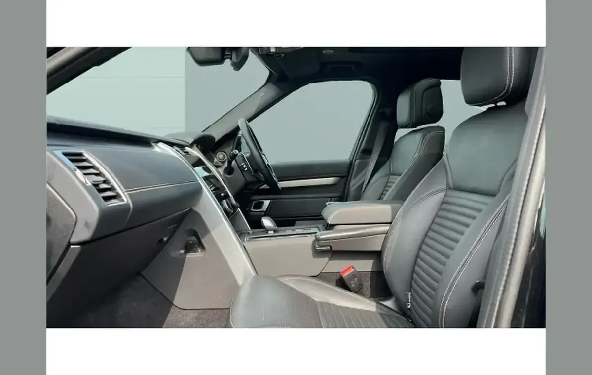 Used Land Rover Discovery SE Dynamic 296 HP (217 kW) 2023 Black SUV