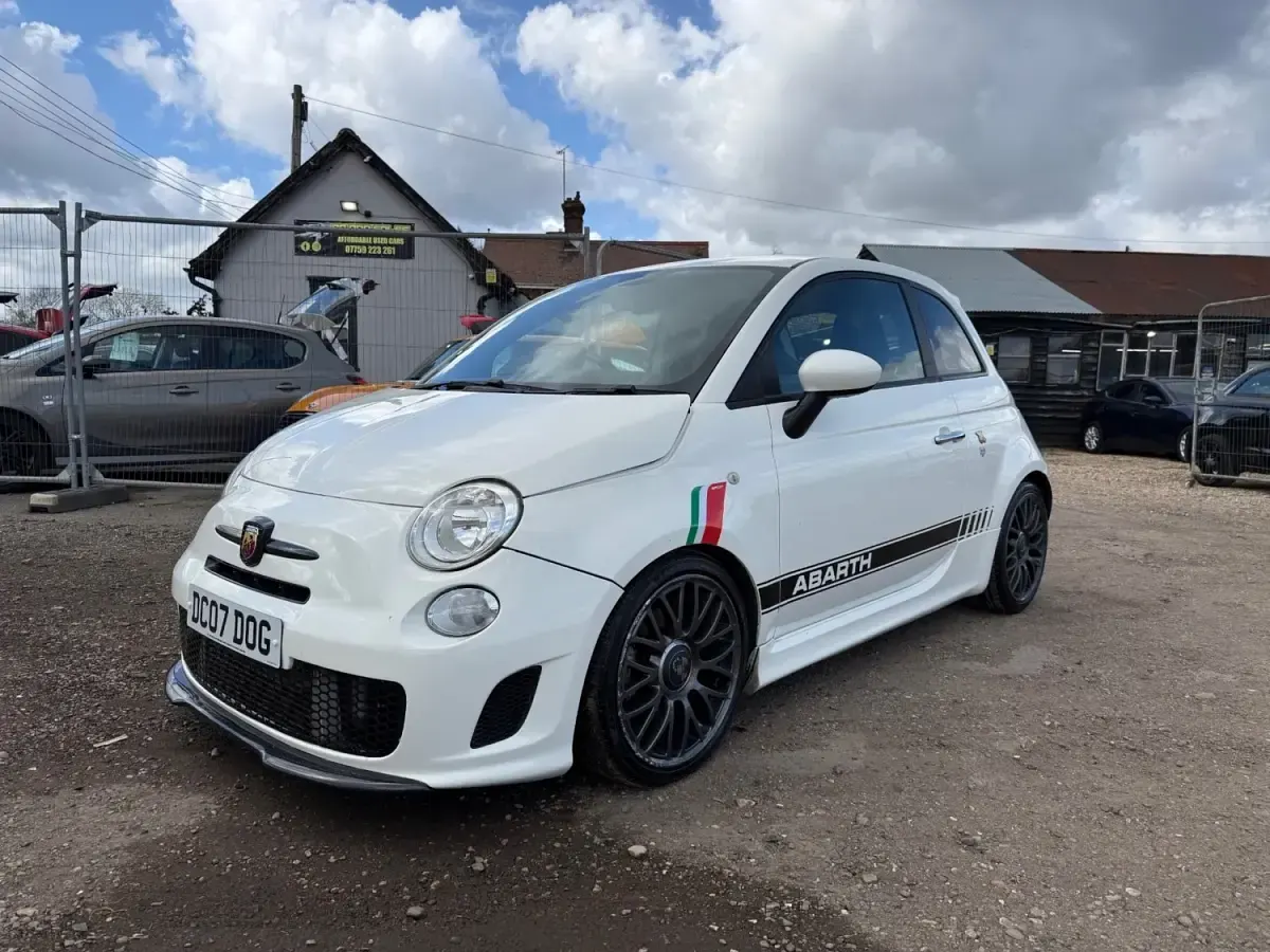 Usado Abarth 595 140 CV (102 kW) 2016 Blanco Utilitario