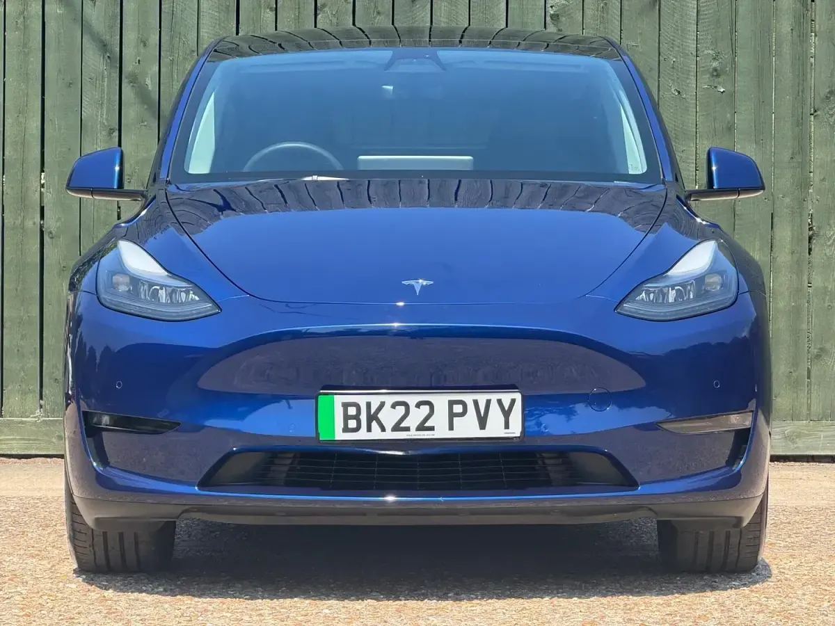 Used Tesla Model Y Long Range AWD 378 kW (514 HP) 2022 Blue SUV