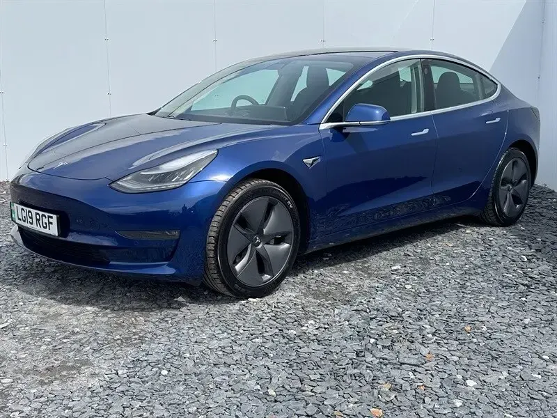 Used Tesla Model 3 254 kW (346 HP) 2019 Blue Sedan