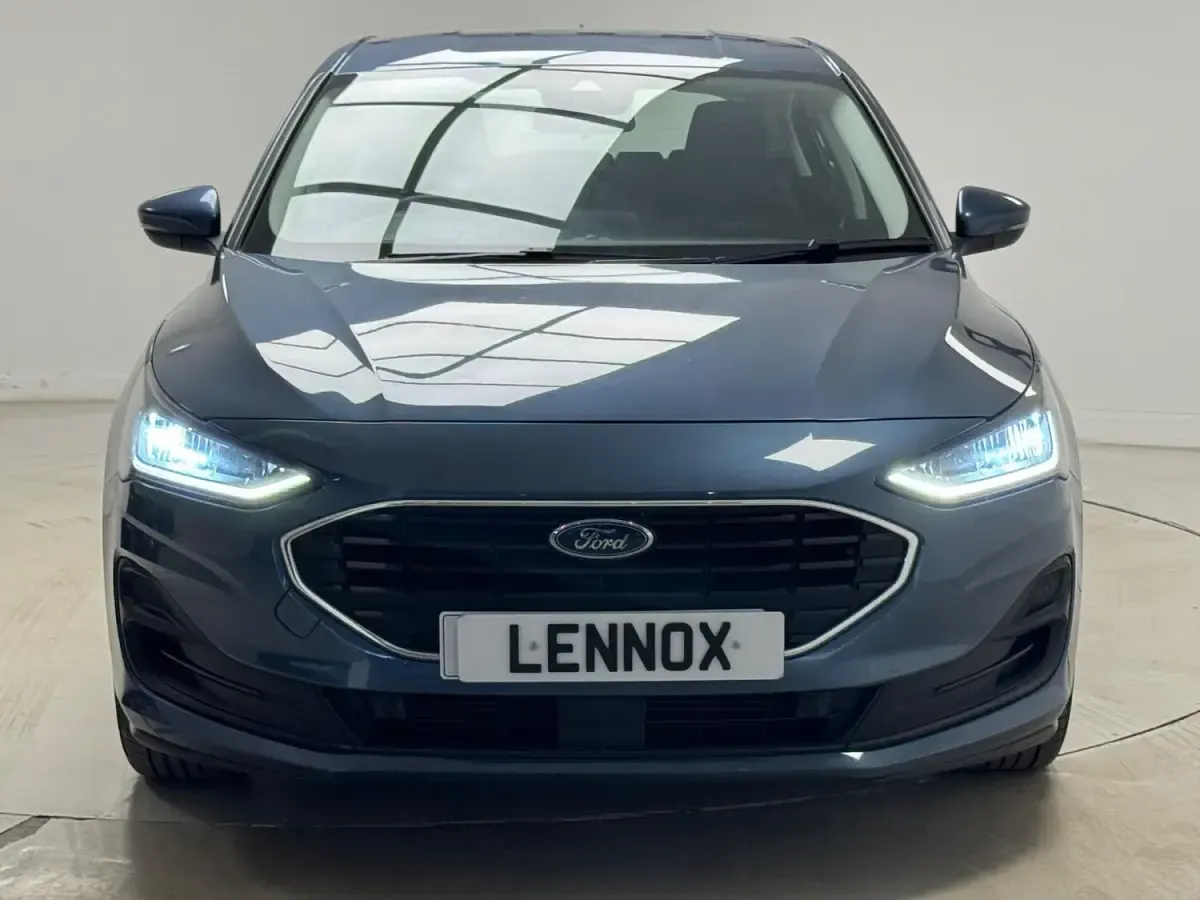 Used Ford Focus Trend 125 HP (91 kW) 2023 Blue Hatchback