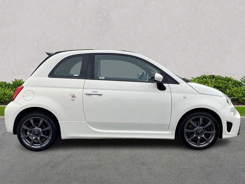 Used Abarth 595 145 HP (106 kW) 2017 White Cabriolet